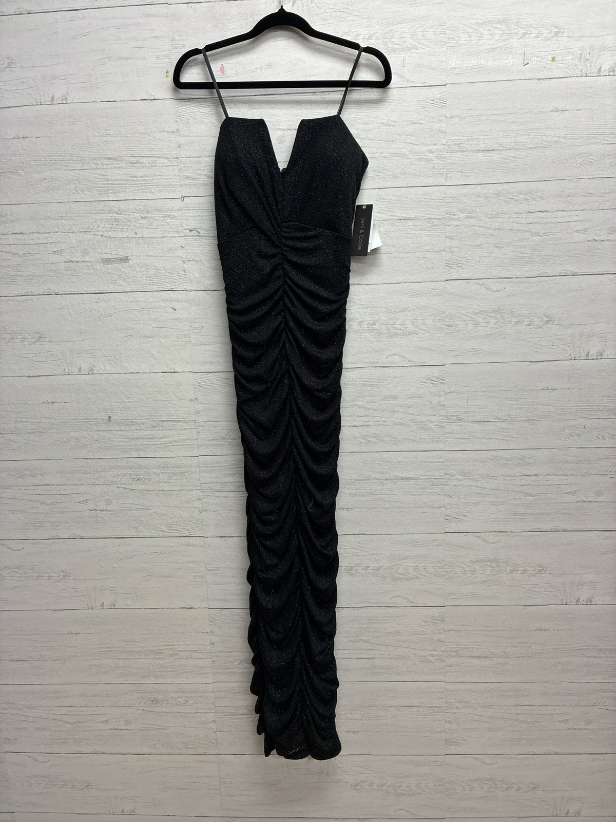 Size M Seni & Cade Black GOWN