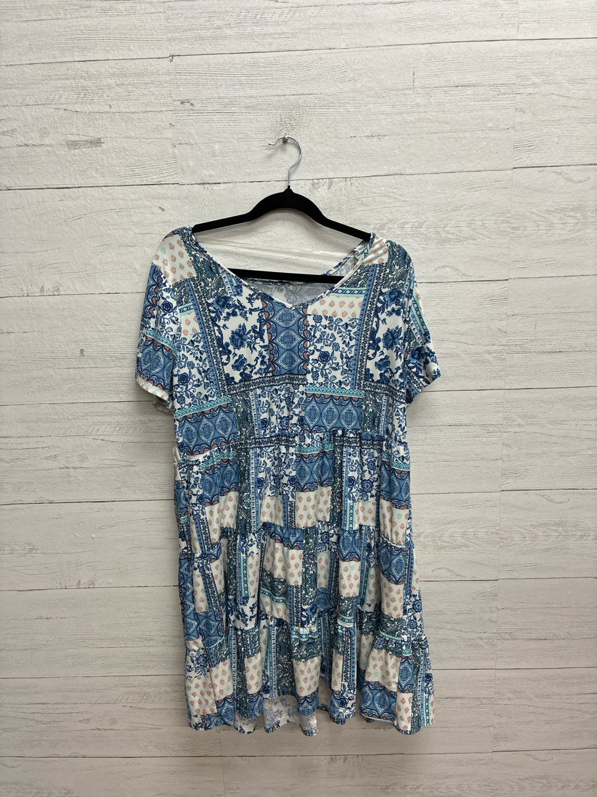 Size XL Just Be Blue/White Dress/Evening Wear