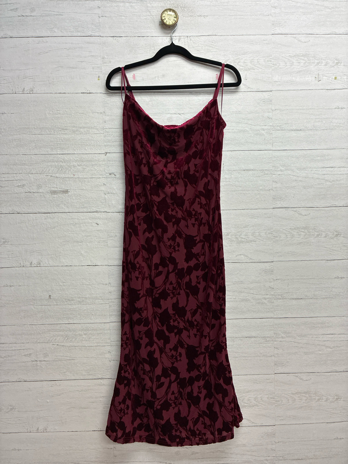 Size M Windsor Wine GOWN
