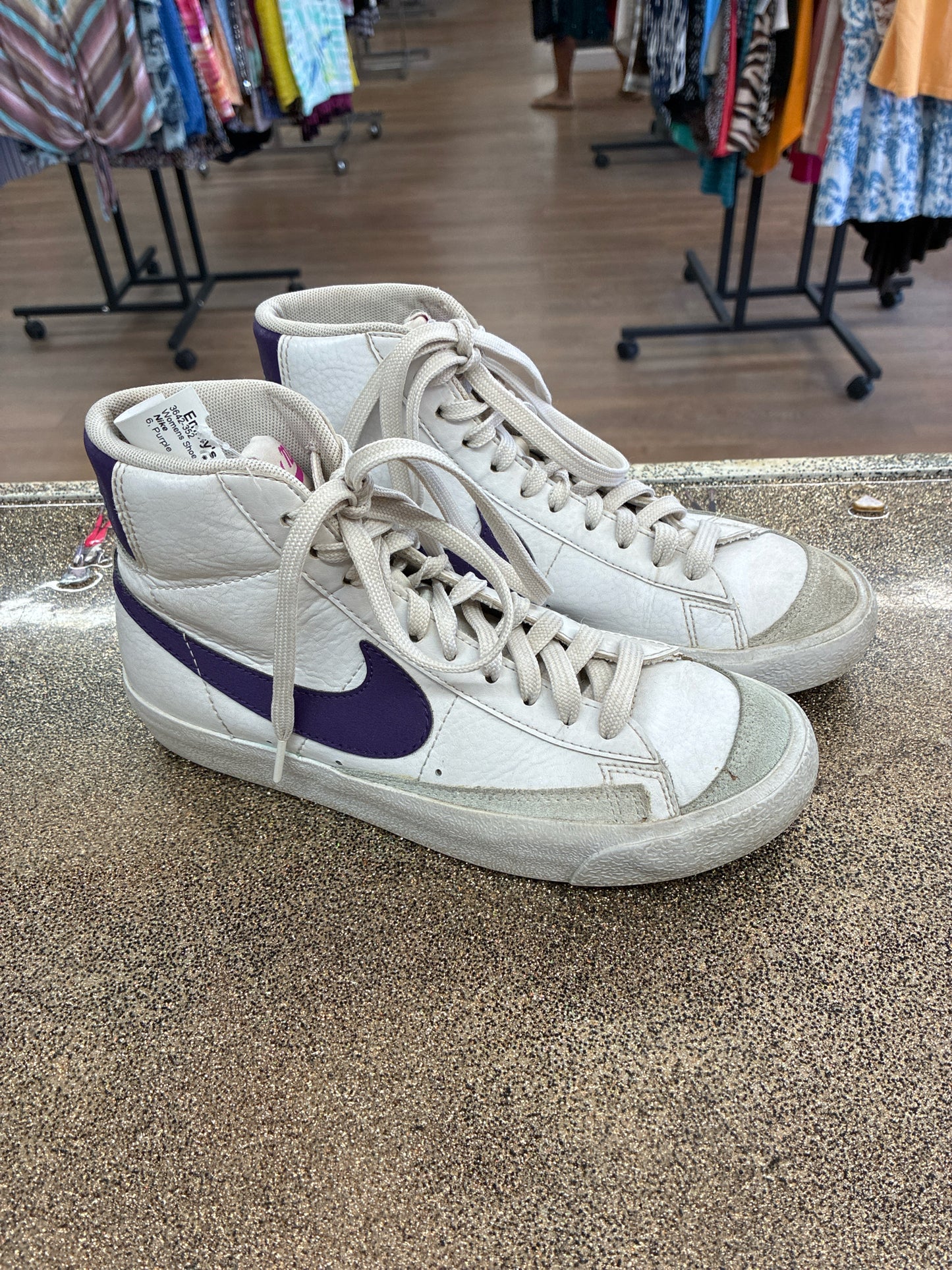 6 Nike Purple Womens Shoe