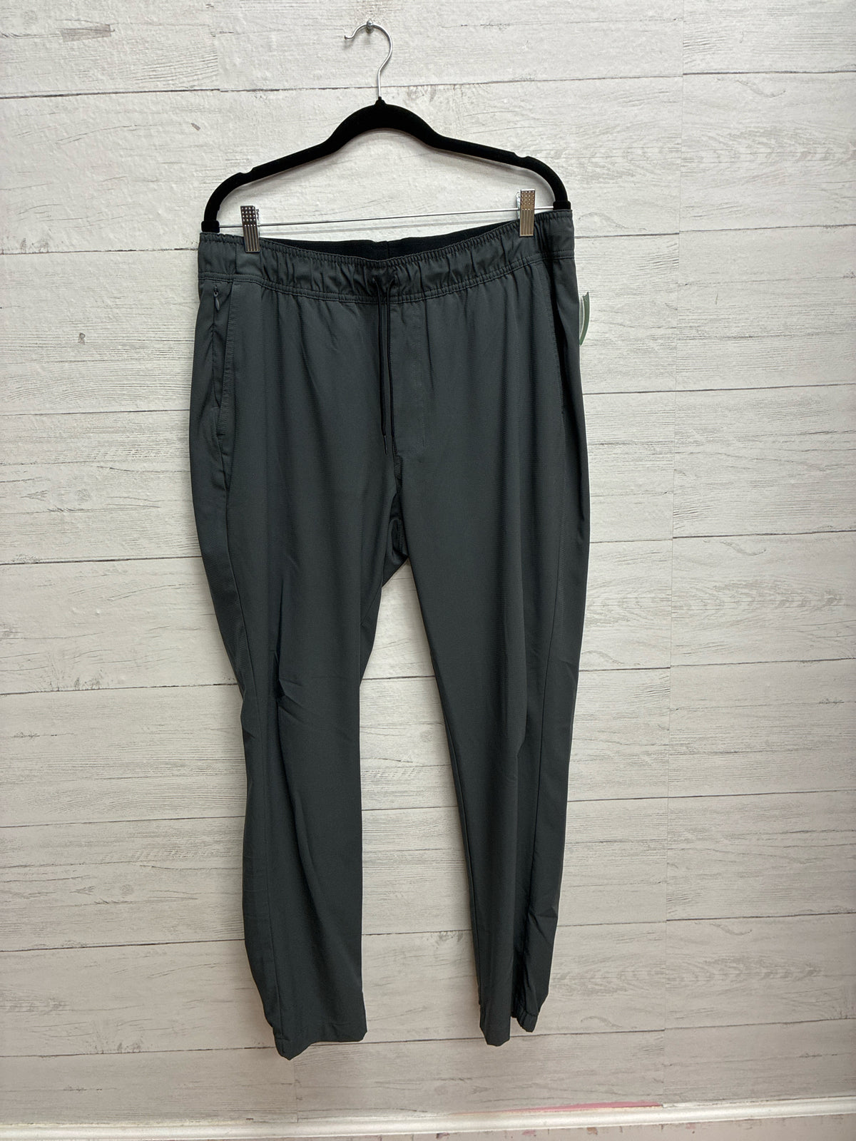 Size XL TRAVIS MATHEW Gray Mens Athlesure Pants