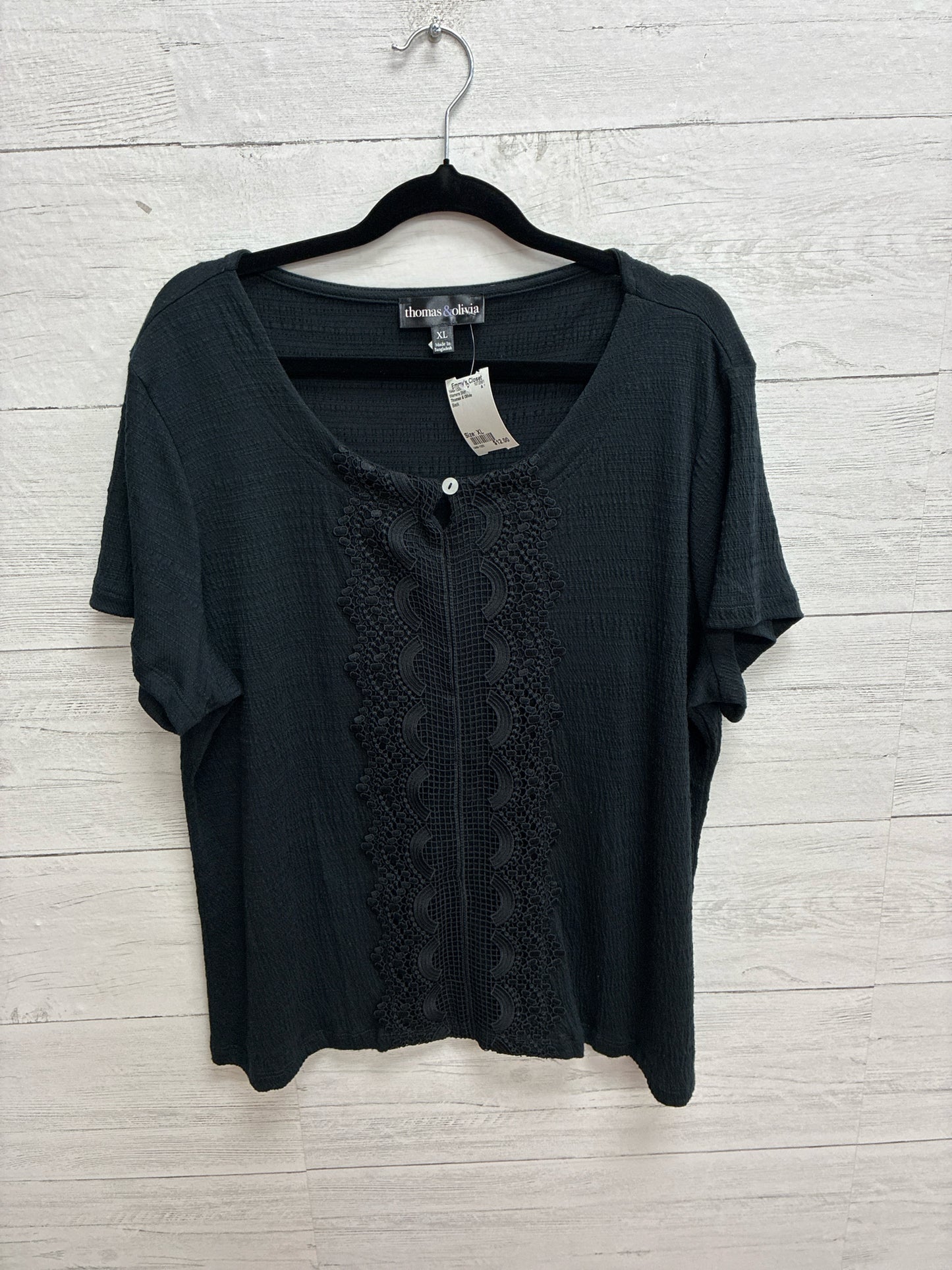 Size XL Thomas & Olivia Black Womens Shirt