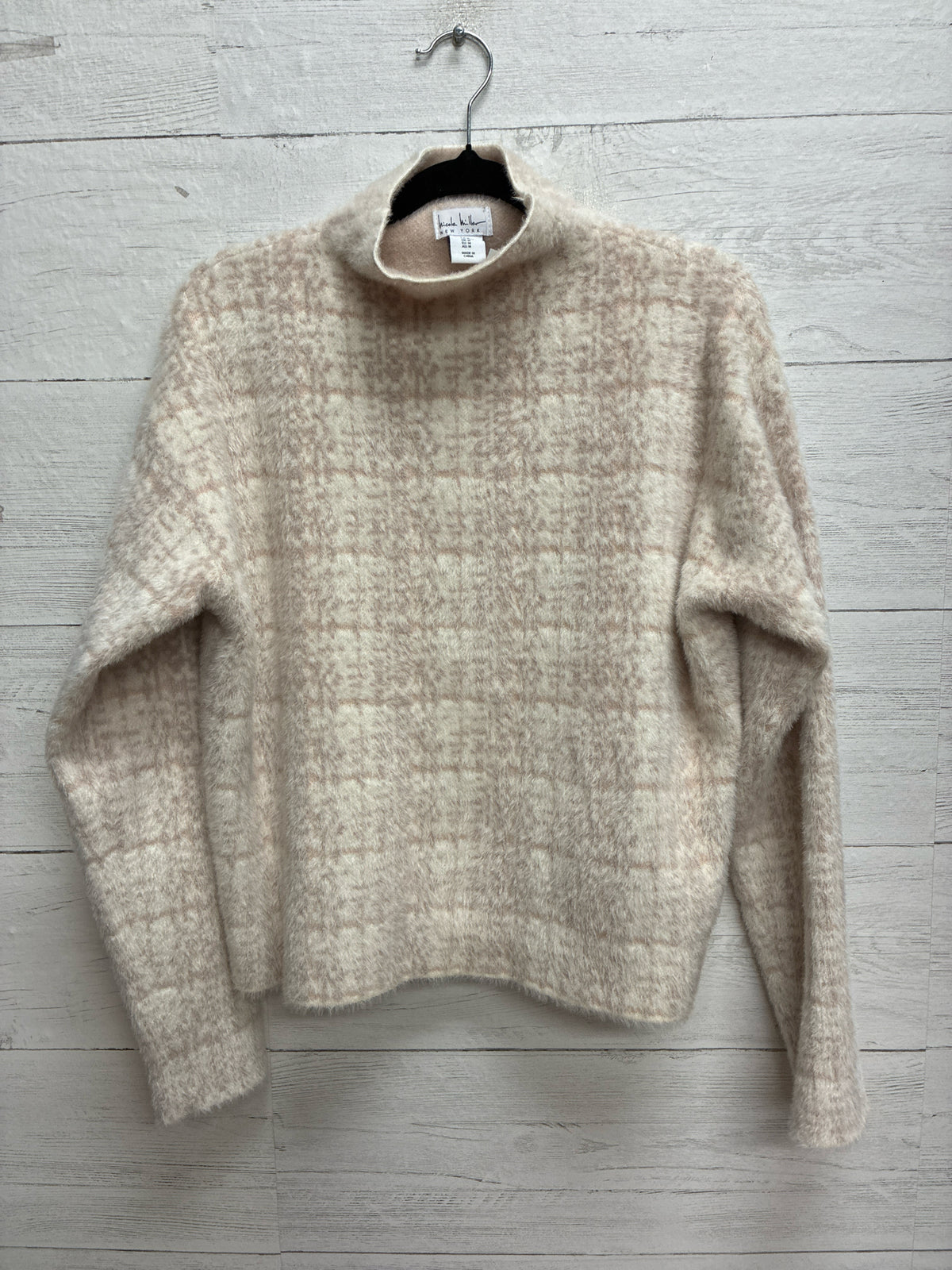 Size M Nicole Miller Cream Womens Sweater