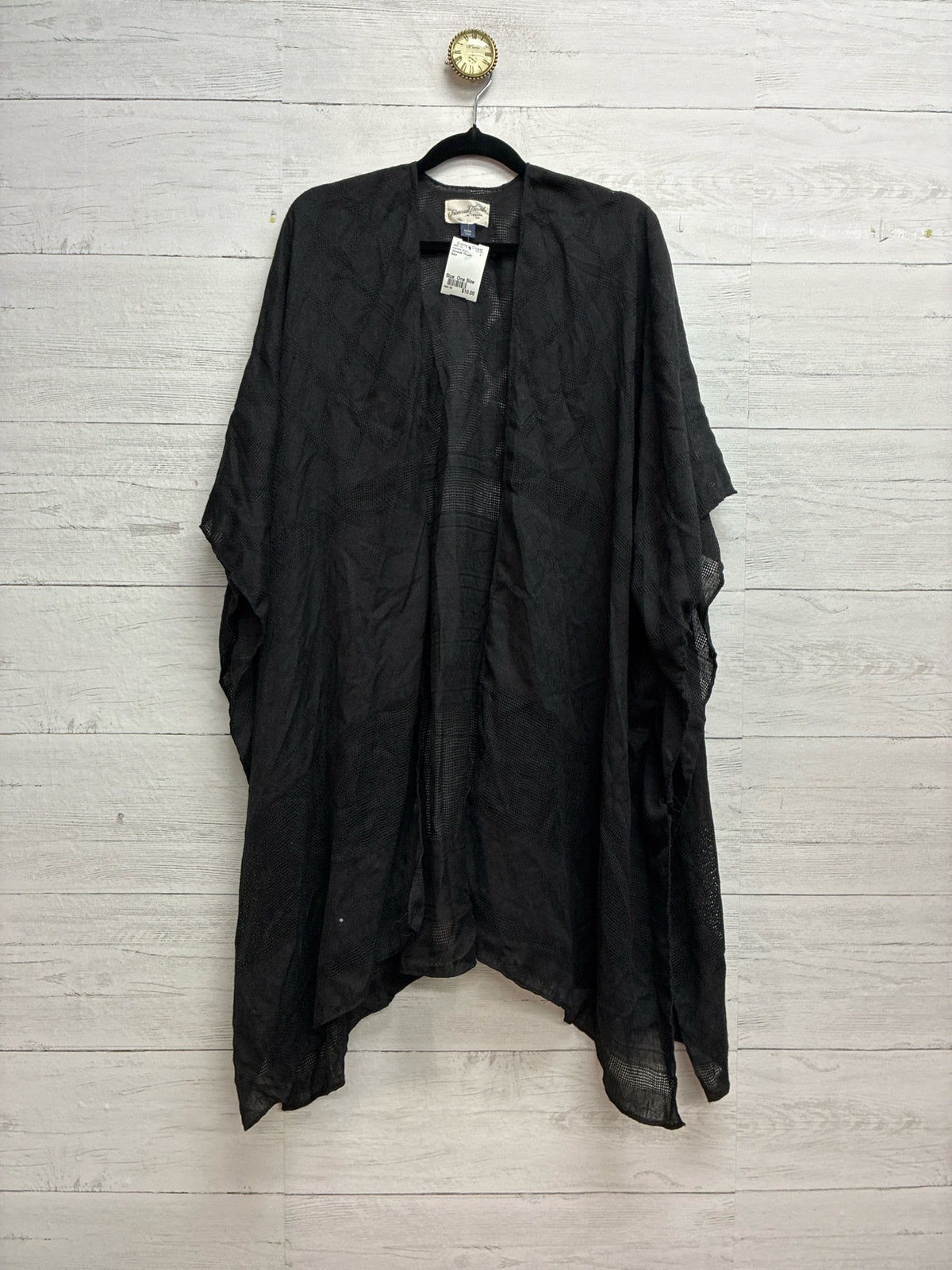 Size One Size Universal Threads Black Womens Shawl