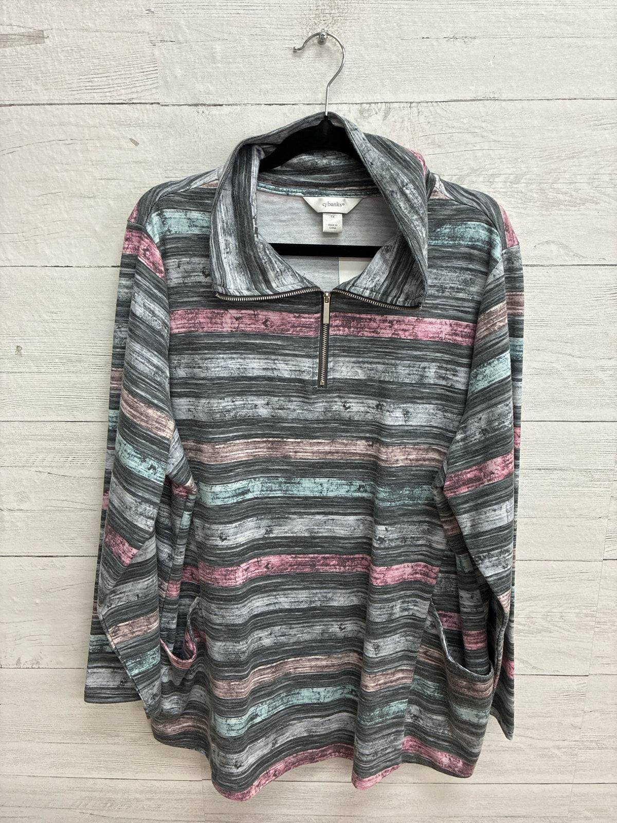 Size 1X CJ Banks Grey Womens Sweatshirt