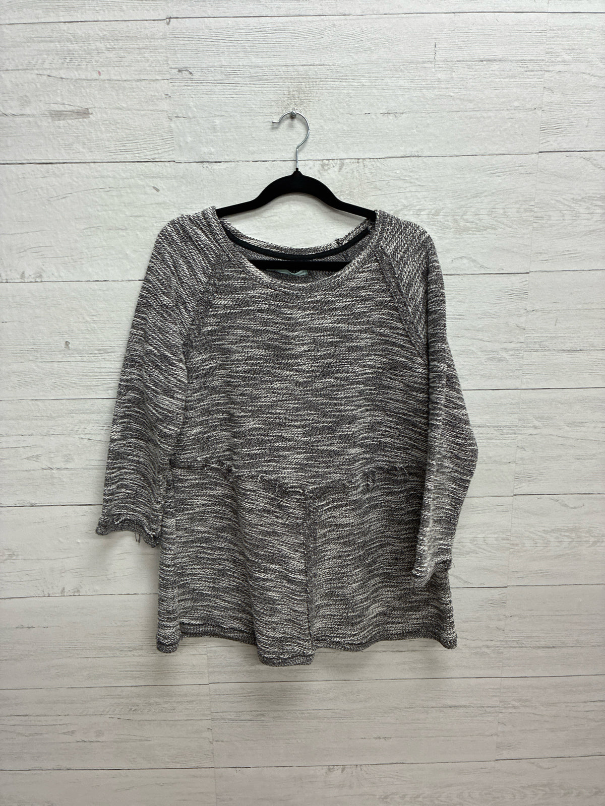 Size L Maurices gray/white Womens Shirt
