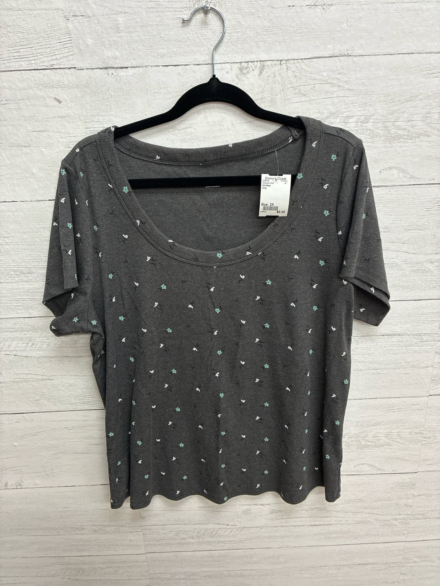 Size 2X Old Navy Grey Womens Shirt