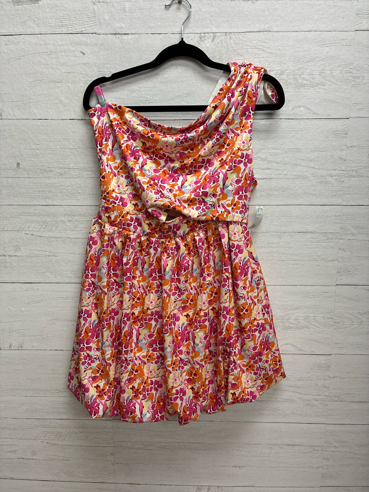 Size L Pink/Orange GOWN