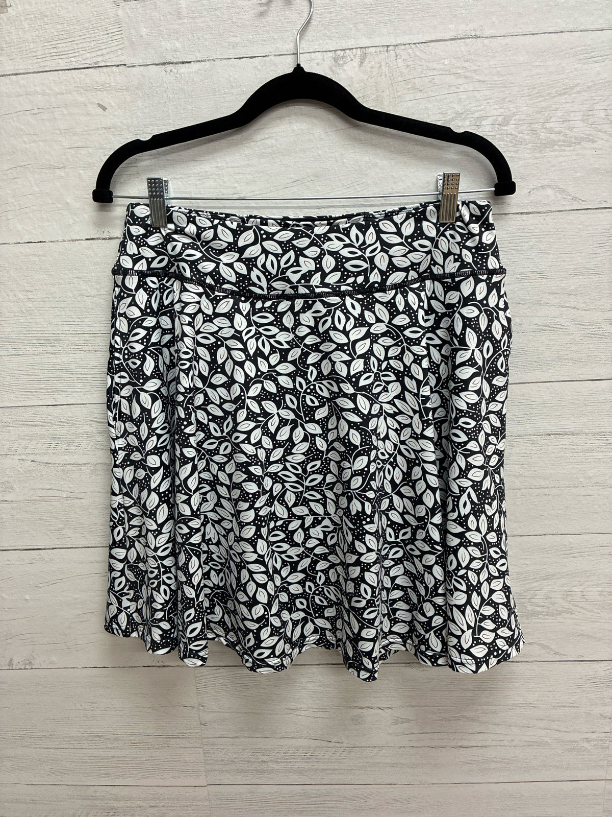 Size L ANRABESS Black Skort