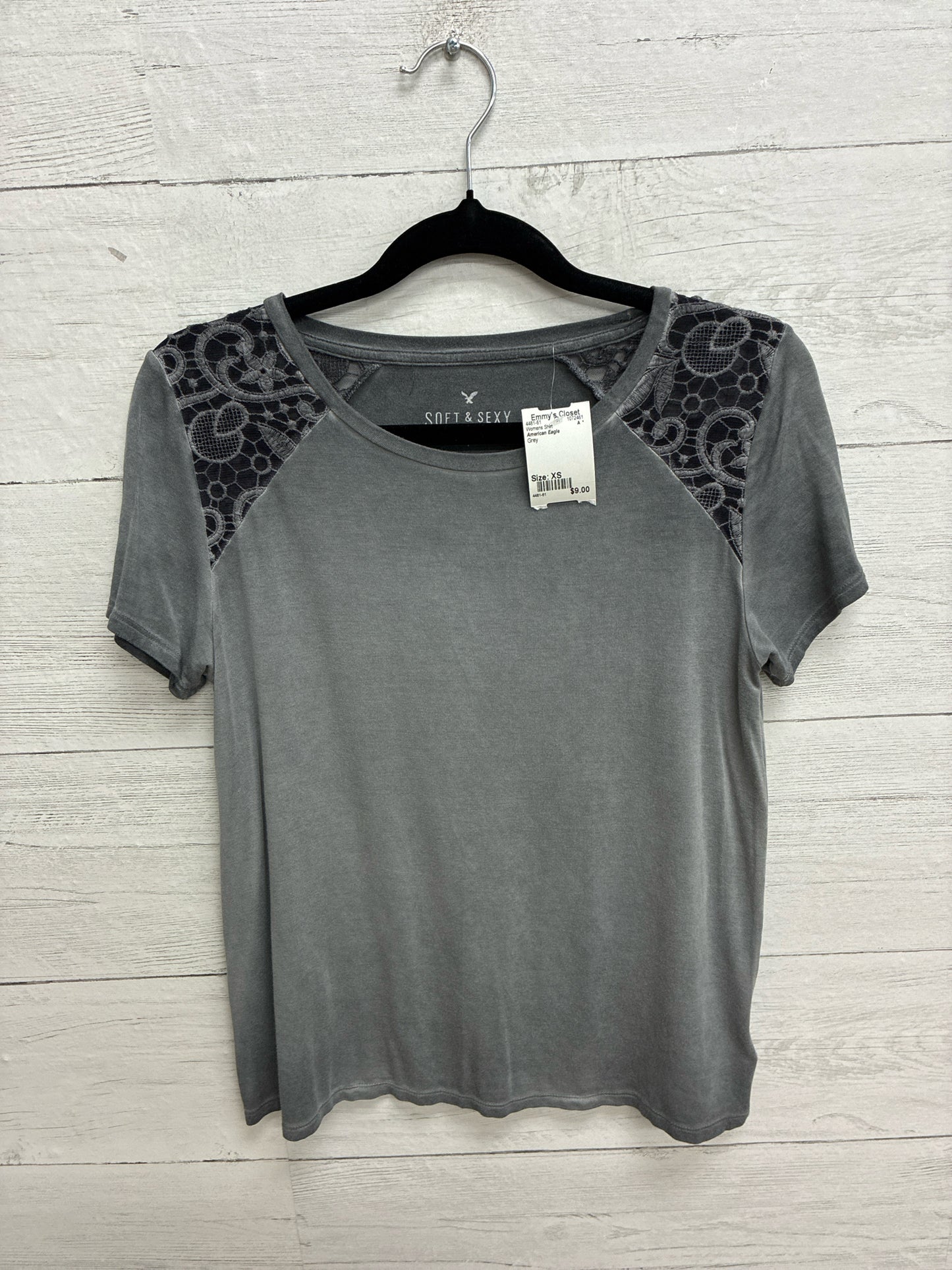 Size XS American Eagle Grey Womens Shirt