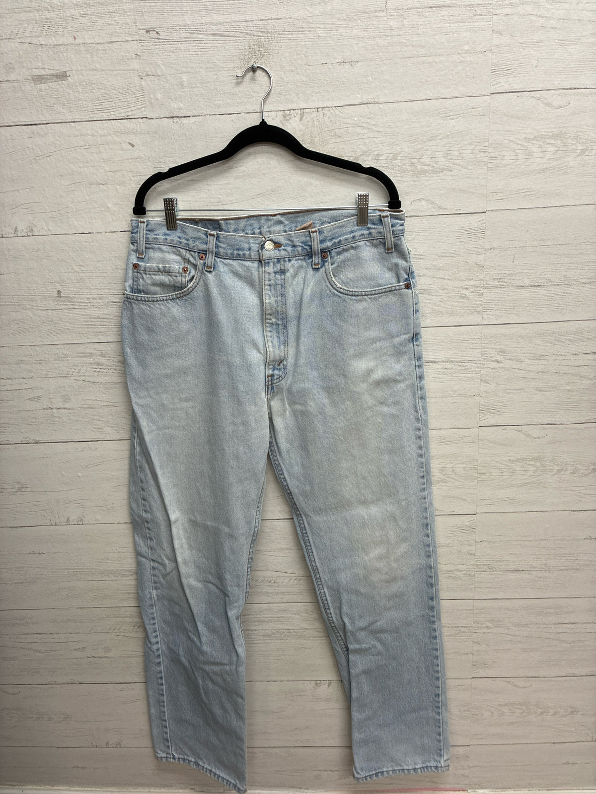 Size 32 Levi's Womens Jeans