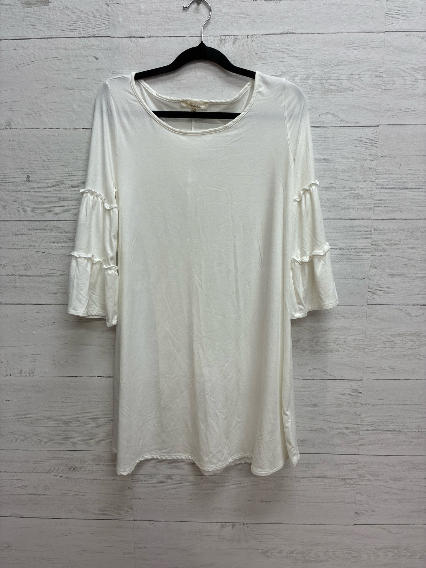 Size M Andree White Dress/Evening Wear