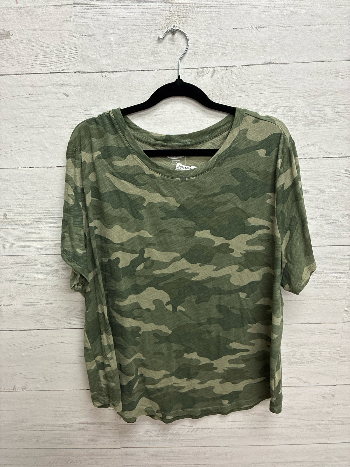 Size XXL Old Navy Camo Womens Shirt