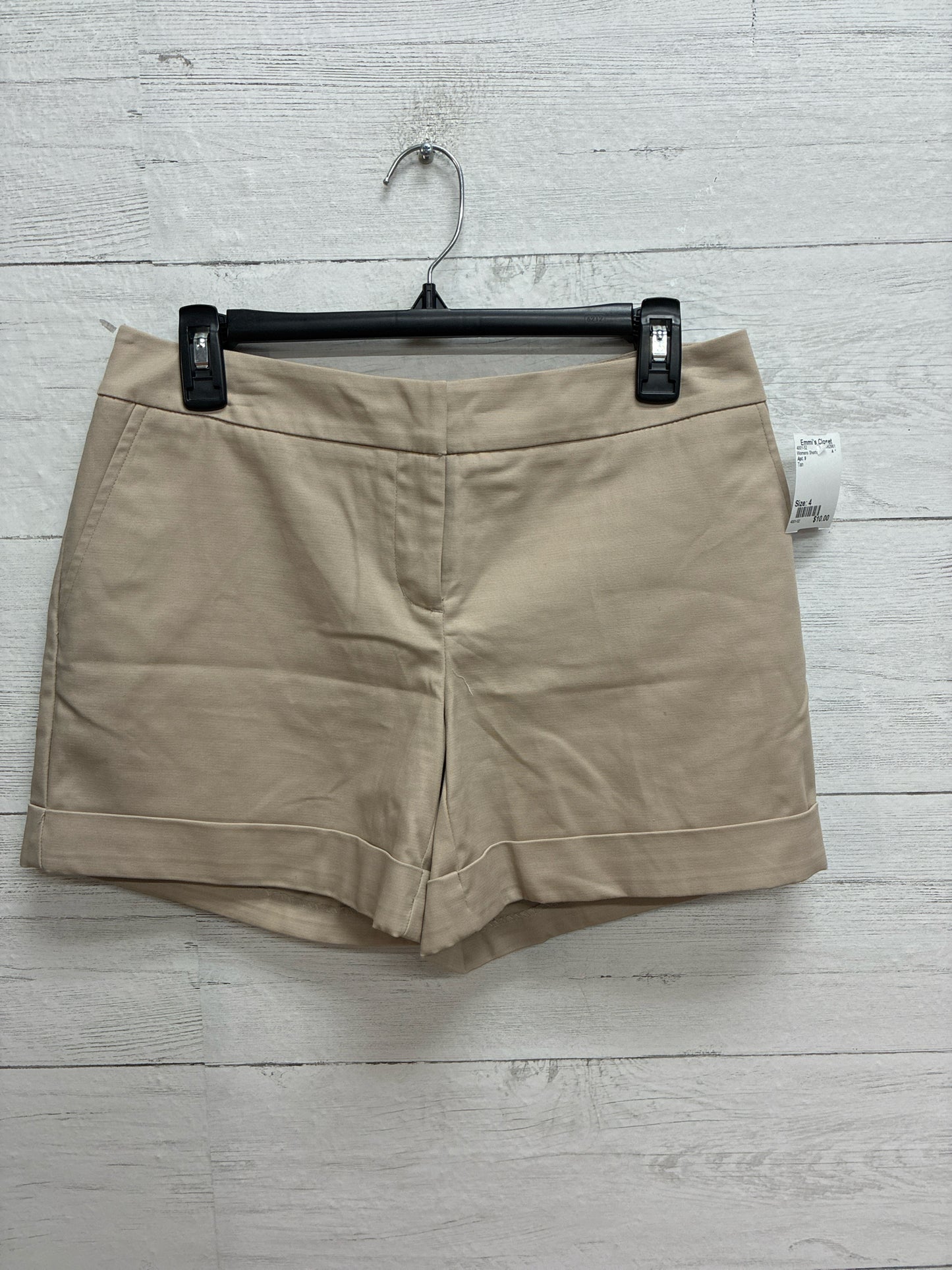Size 4 Apt. 9 Tan Womens Shorts