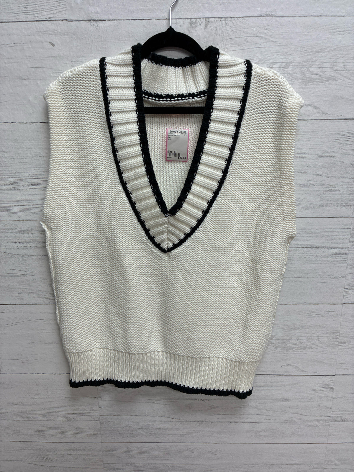 Size S Elan White Womens Vest
