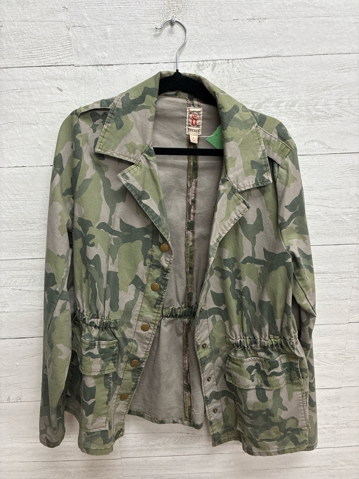 Size L Decree Green Womens Shirt