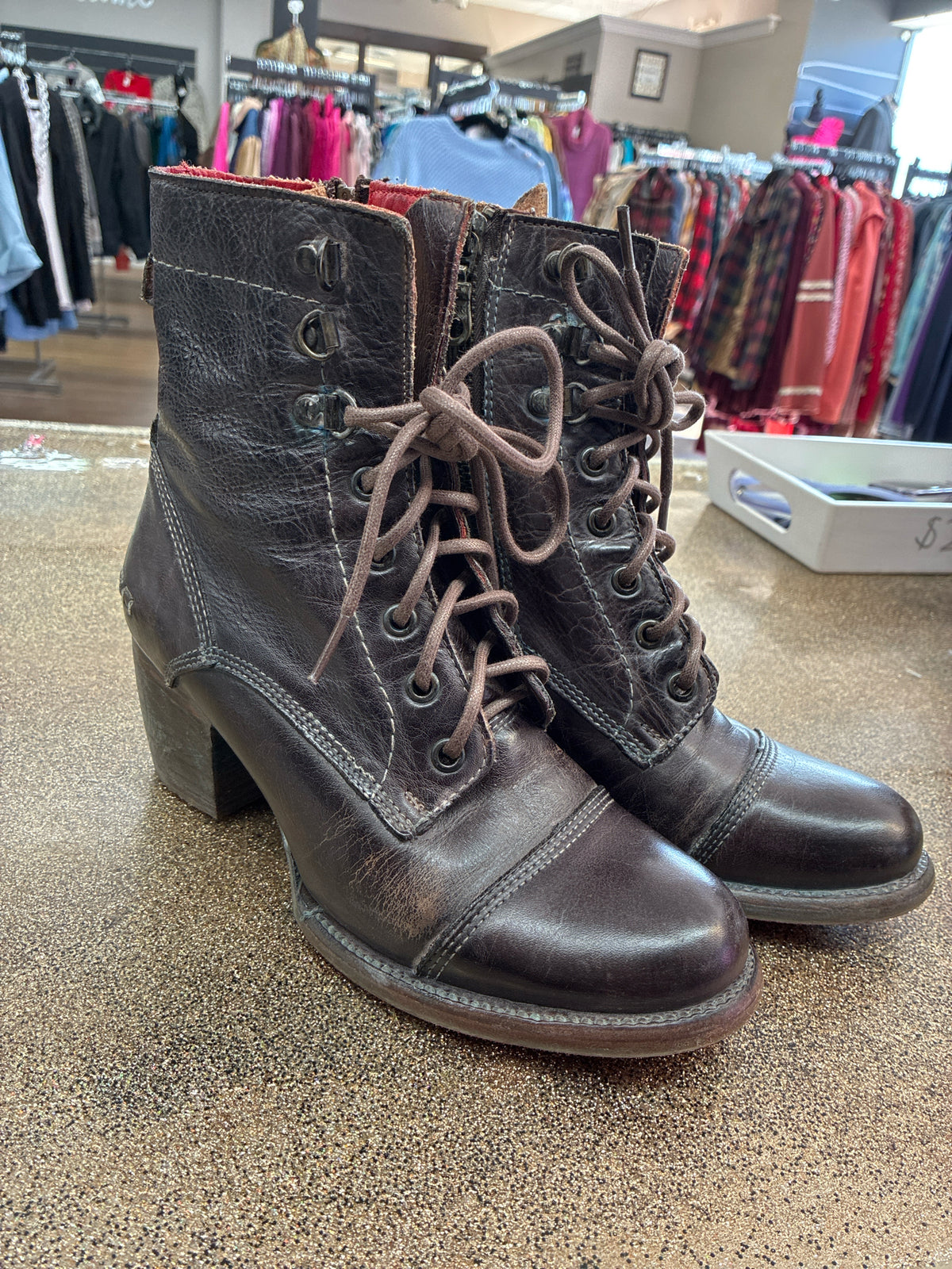 7 Bed Stu Brown Womens Boot