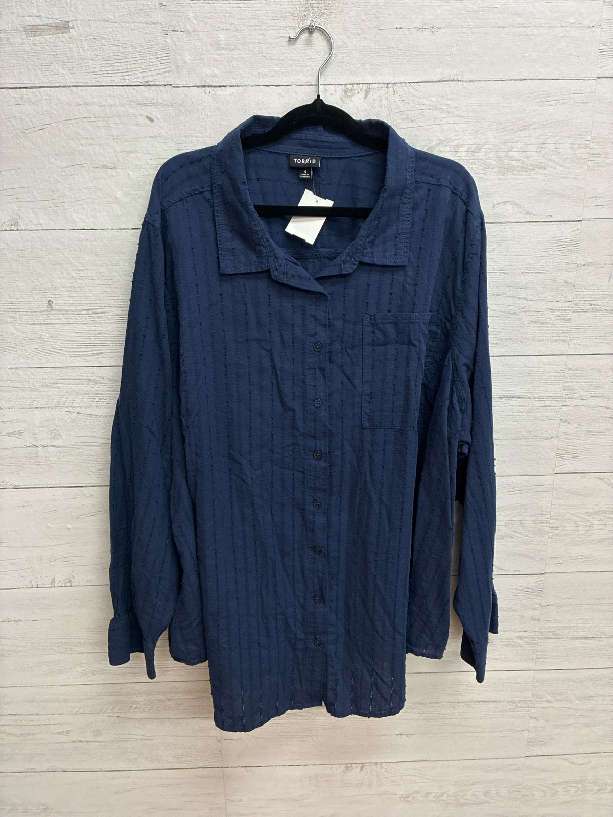 Size 4 Torrid Blue Womens Shirt