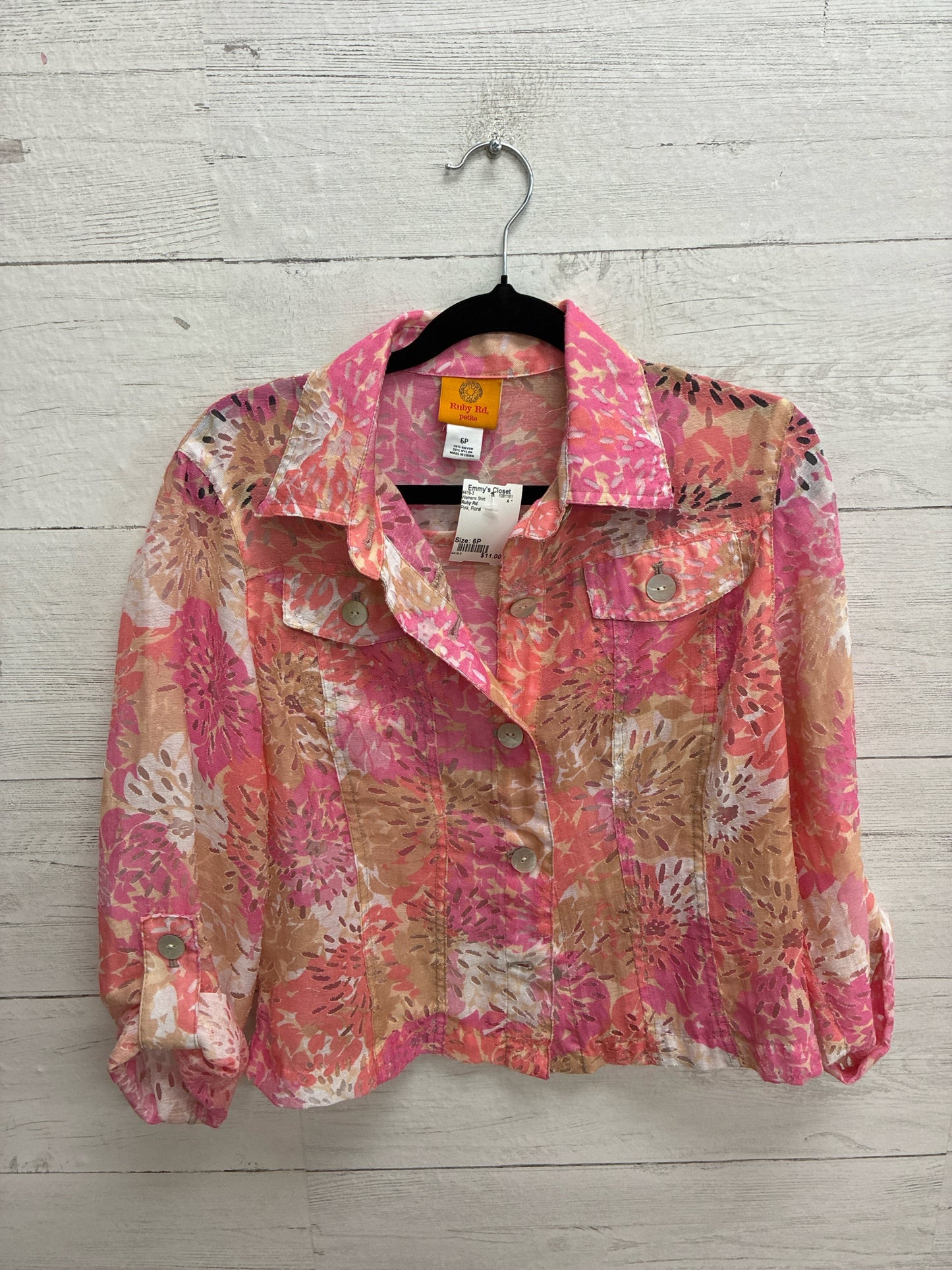 Size 6P Ruby Rd. Pink Womens Shirt