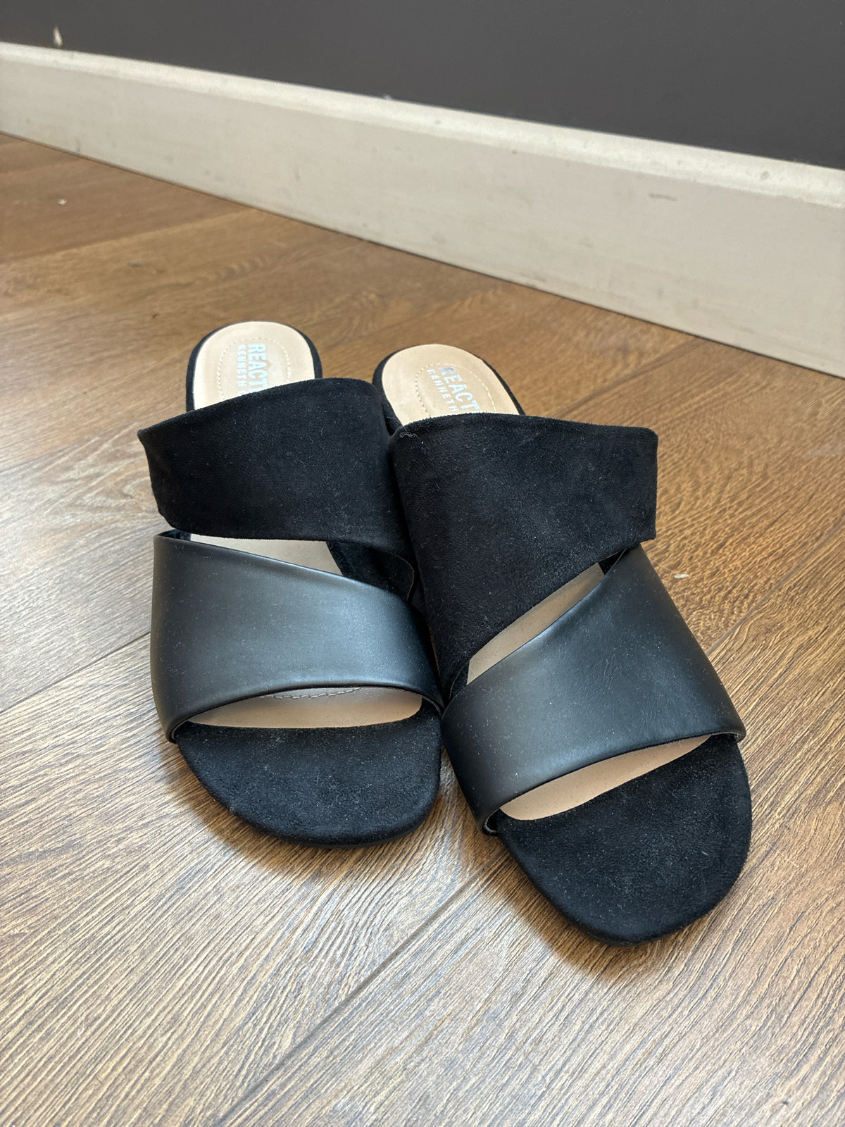 8 Kenneth Cole Black Womens Shoe