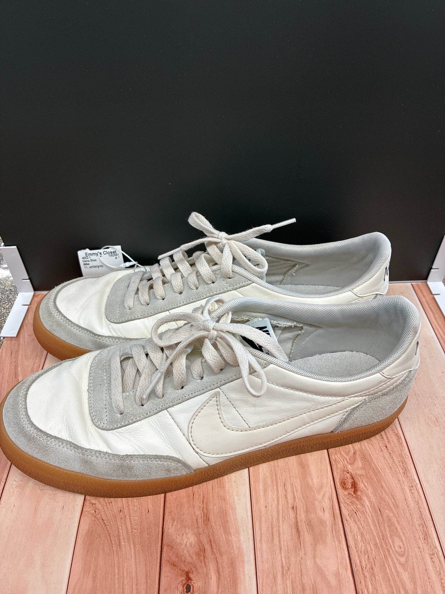 11 Nike white/grey Mens Shoe
