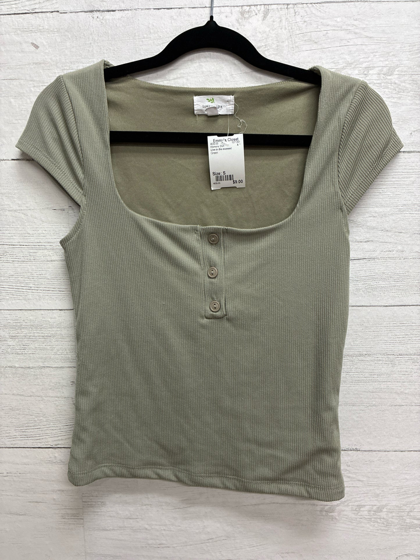 Size S Live in the moment Green Womens Shirt