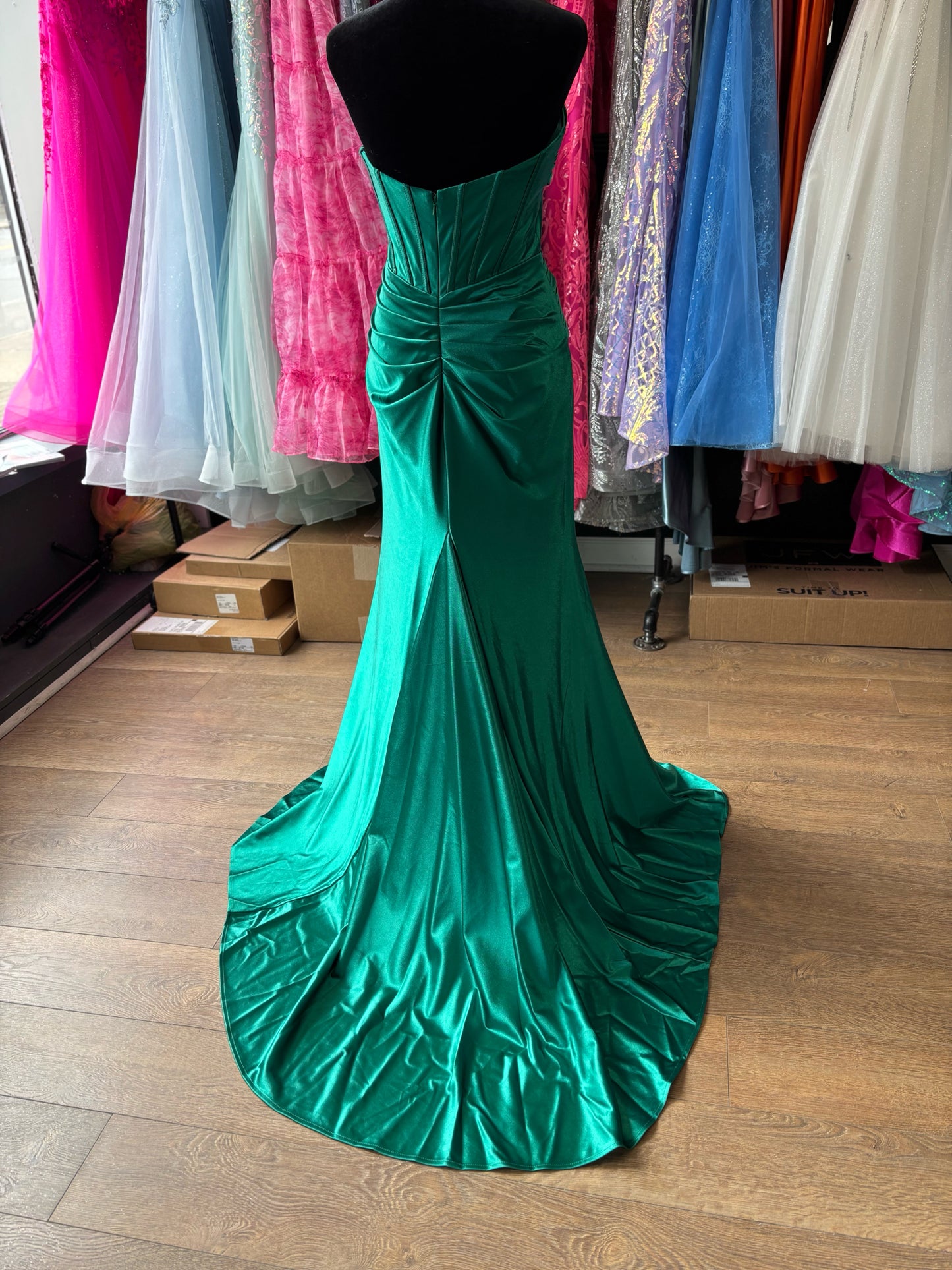 Size 8 Emmi's Elegance Green GOWN