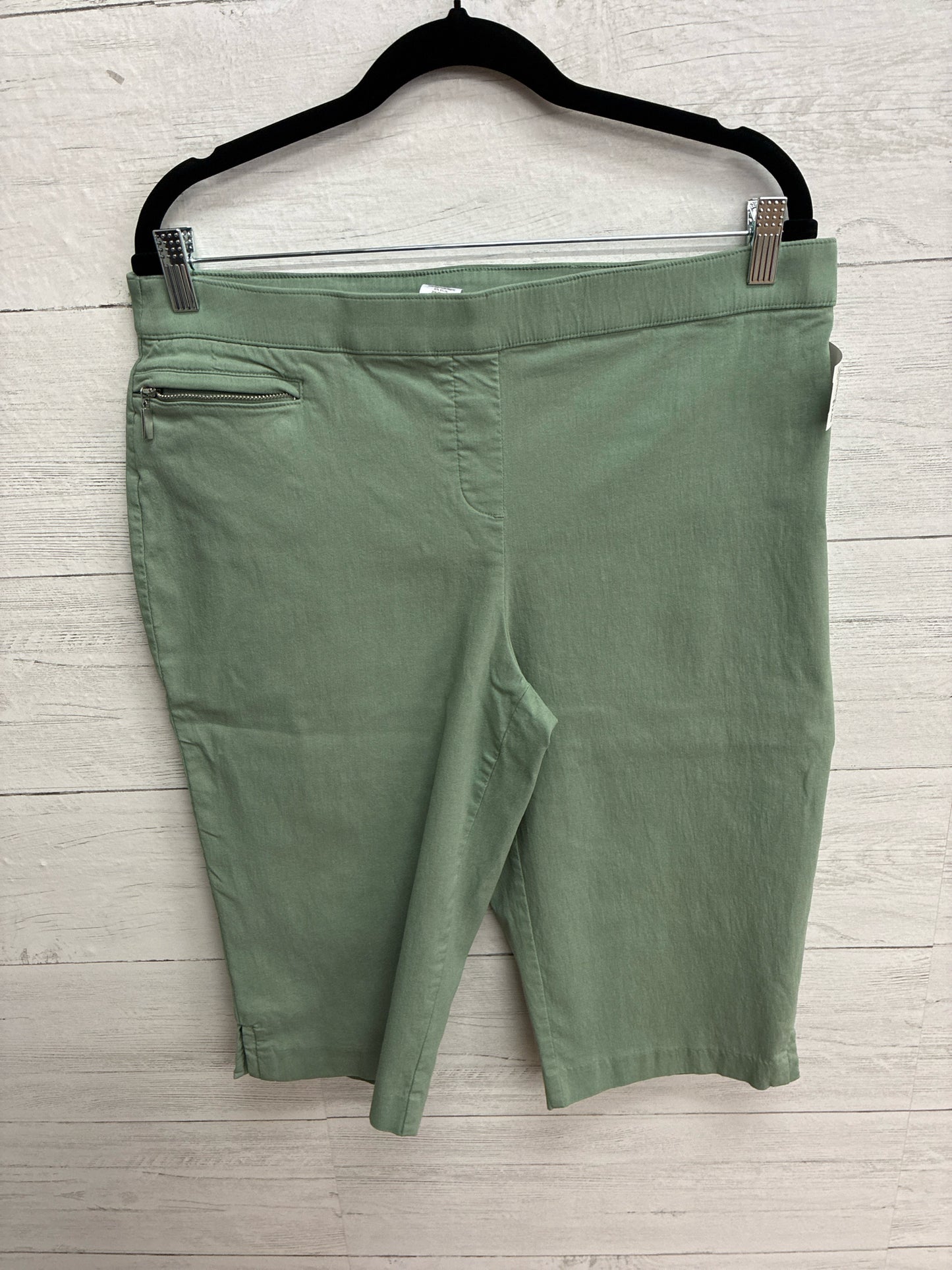 Size L Laura Scott Green Womens Capri