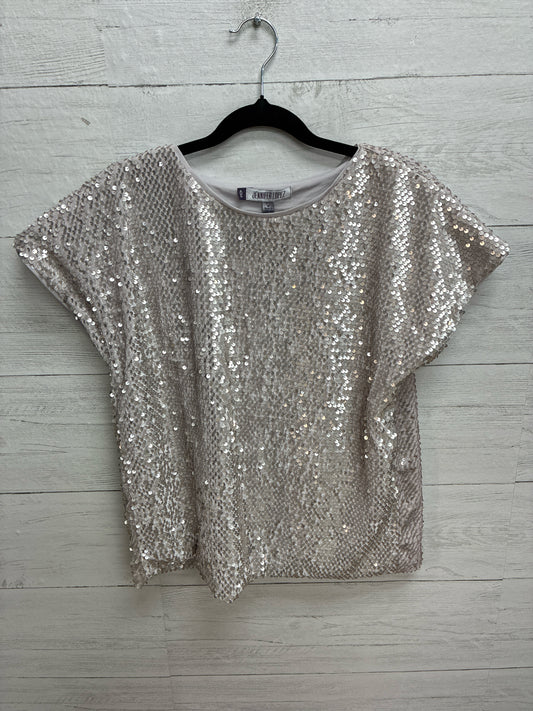 Size M Jennifer Lopez Grey Womens Shirt