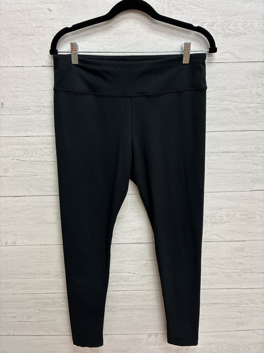 Size L Danskin Black Womens Shorts
