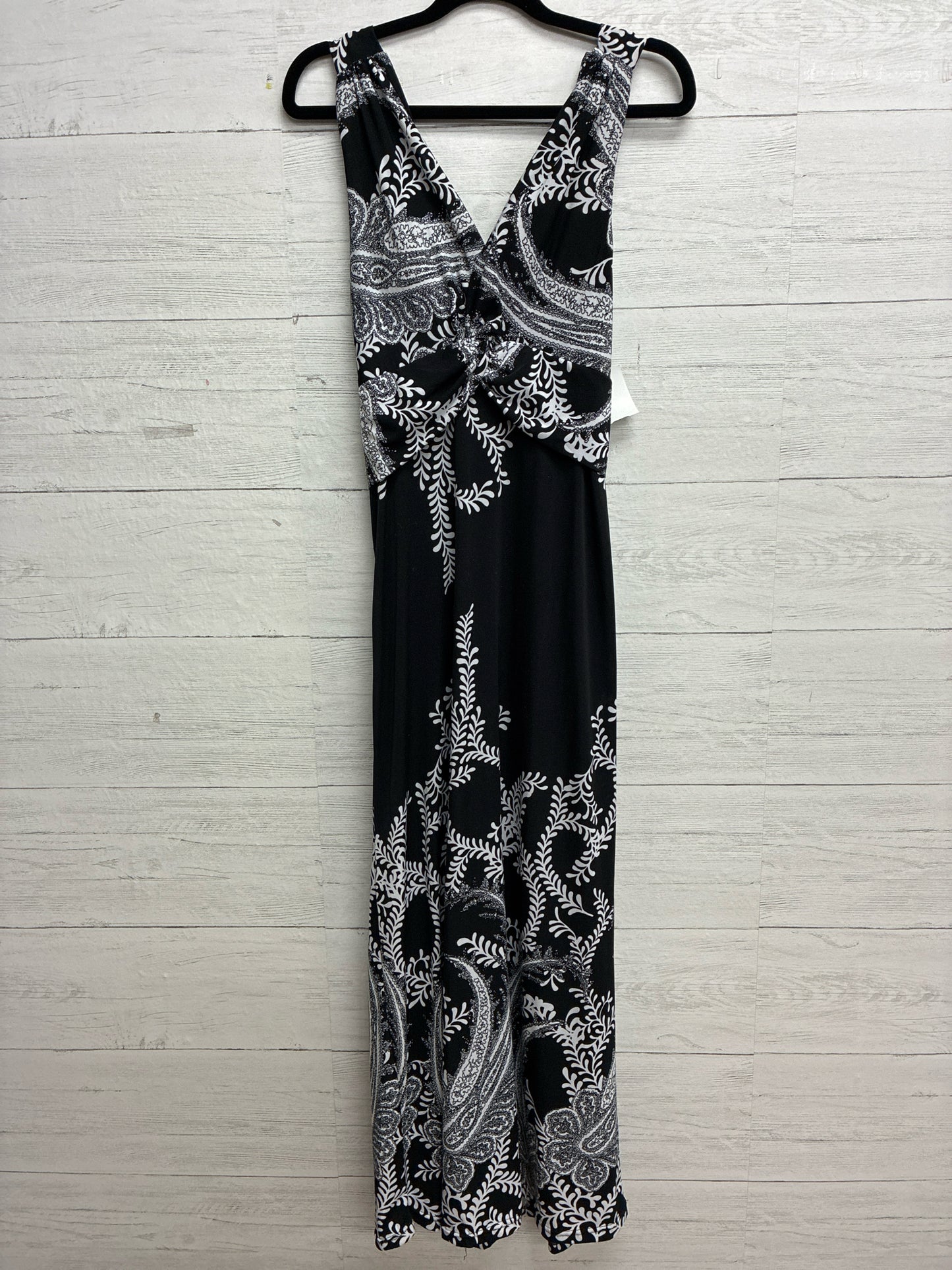Size M Jon & Anna Black/White Dress/Evening Wear