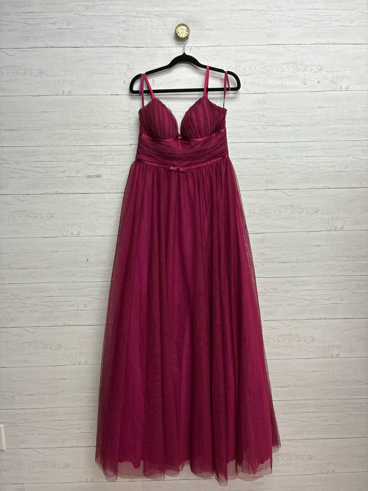 Size 11/12 City Studio maroon GOWN