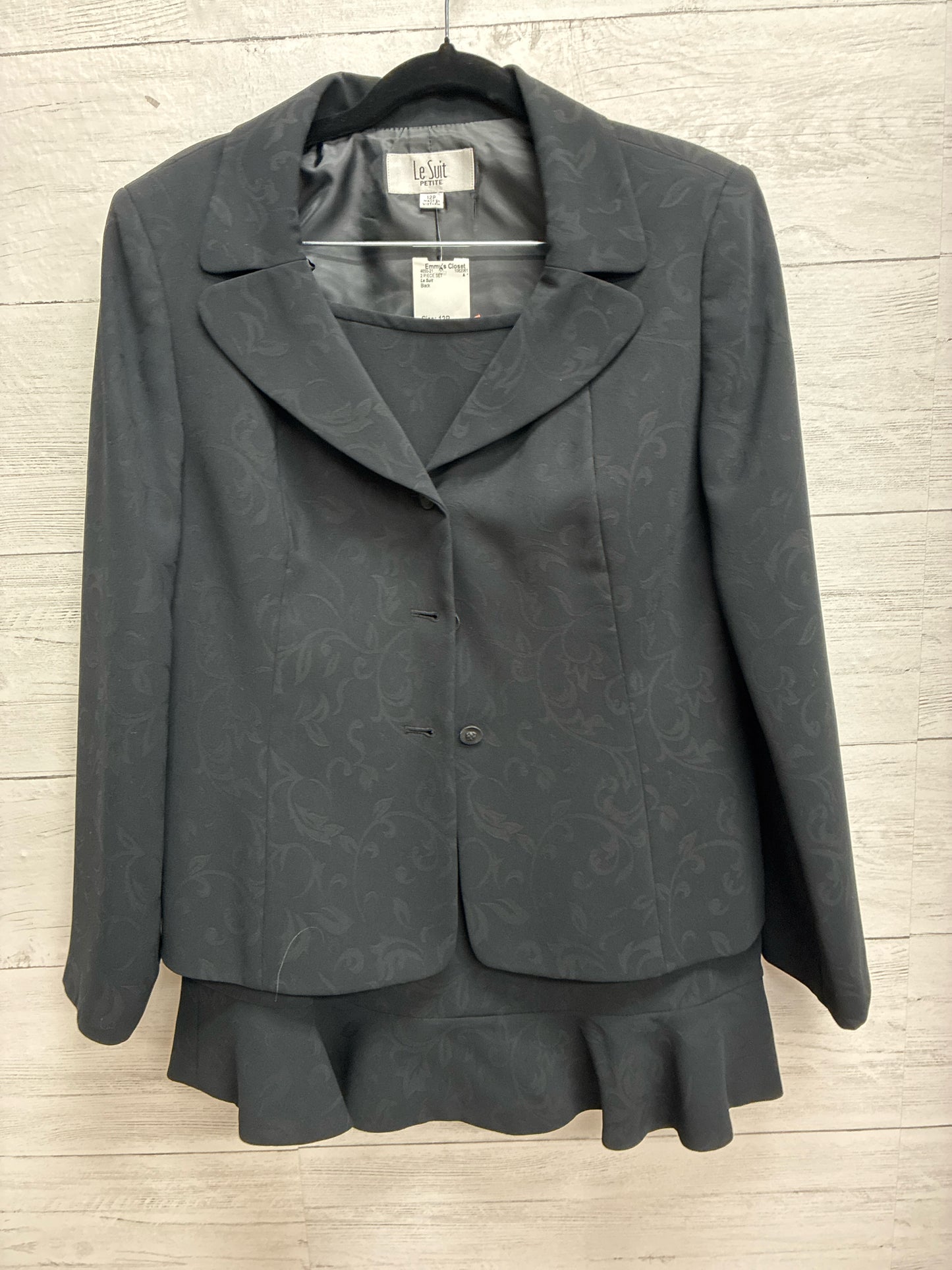 Size 12P Le Suit Black 2 PIECE SET