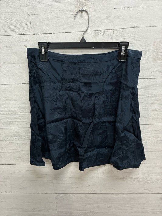 Size 8 Banana Republic Navy Skirt