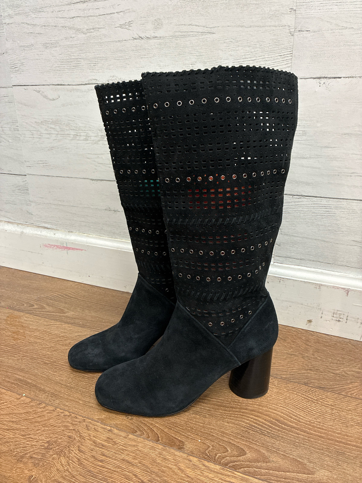 7 Donald J Pliner Black Womens Boot