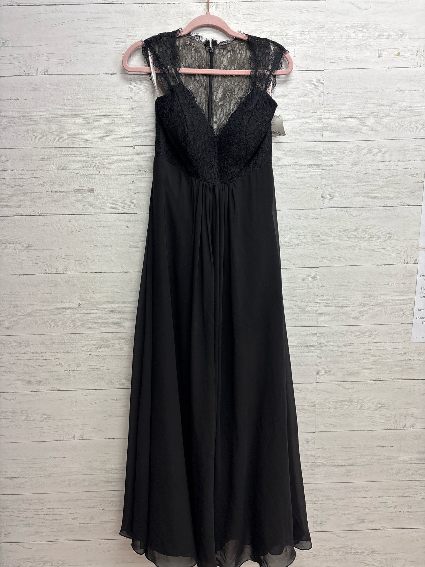 Size M N/A Black GOWN