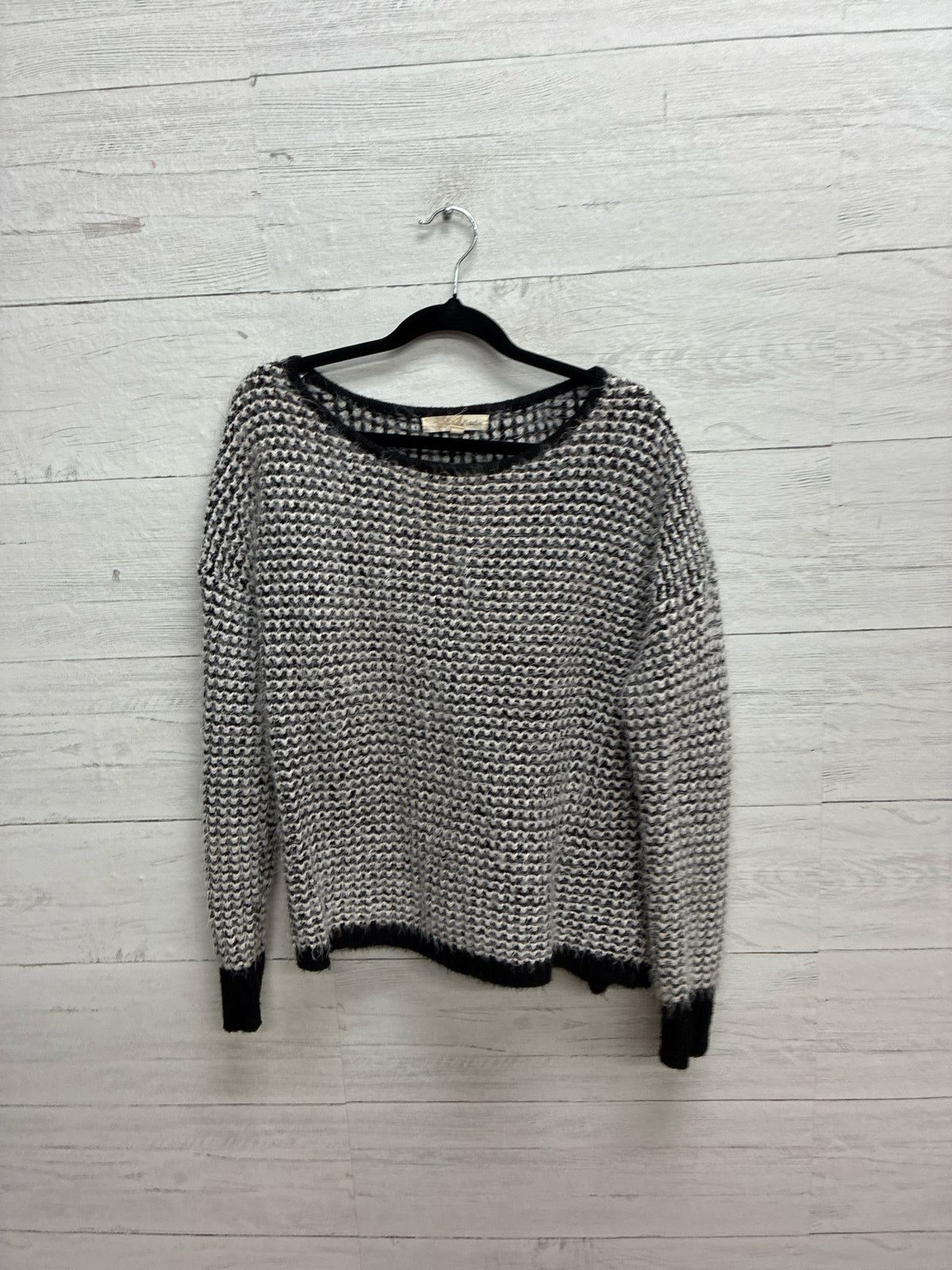 Size M Rewind Black/White Womens Sweater