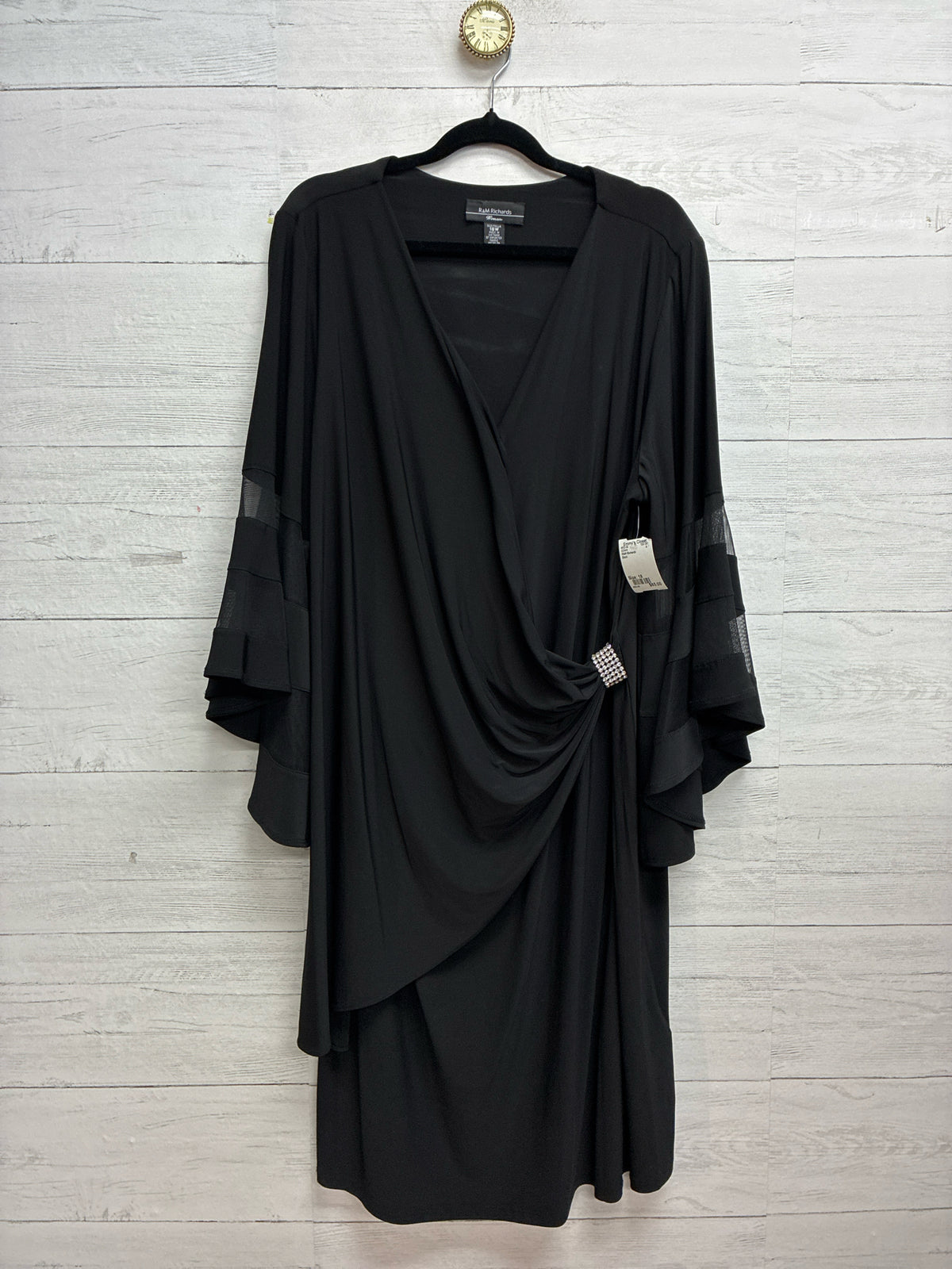 Size 18 R&M Richards Black GOWN
