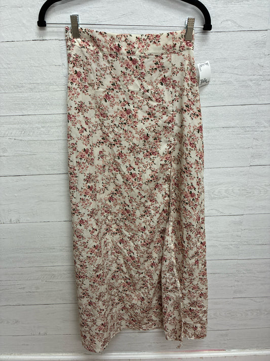 Size XS N/A Pink Skirt