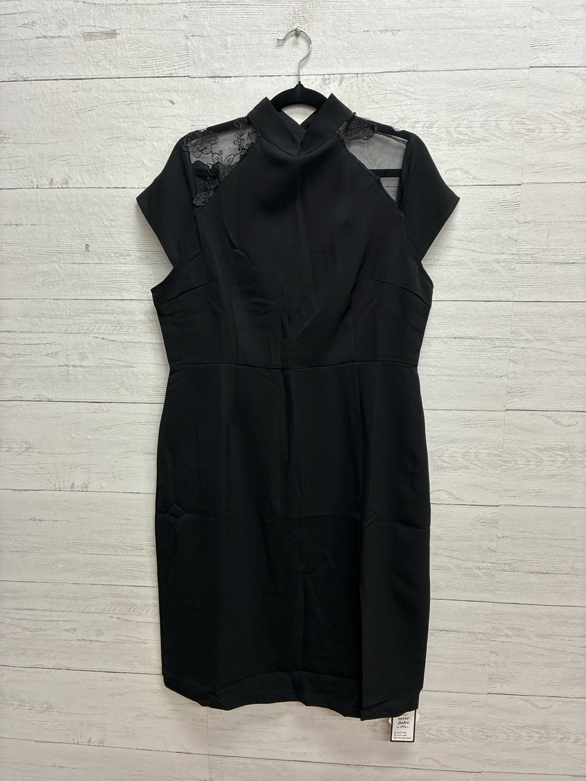 Size 2xl Retro Stage Black GOWN