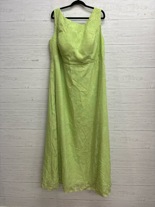 Size 20 N/A Green GOWN