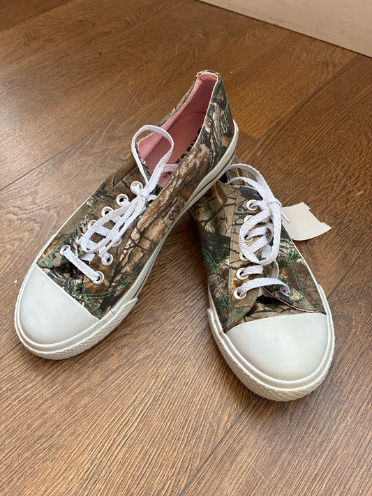 6 Airwalk Womens Shoe
