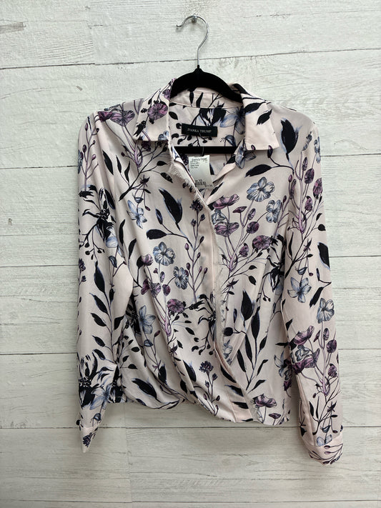 Size XS Ivanka Trump Pink Womens Shirt