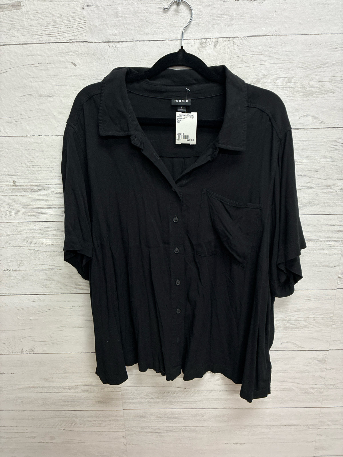 Size 3 Torrid Black Womens Shirt