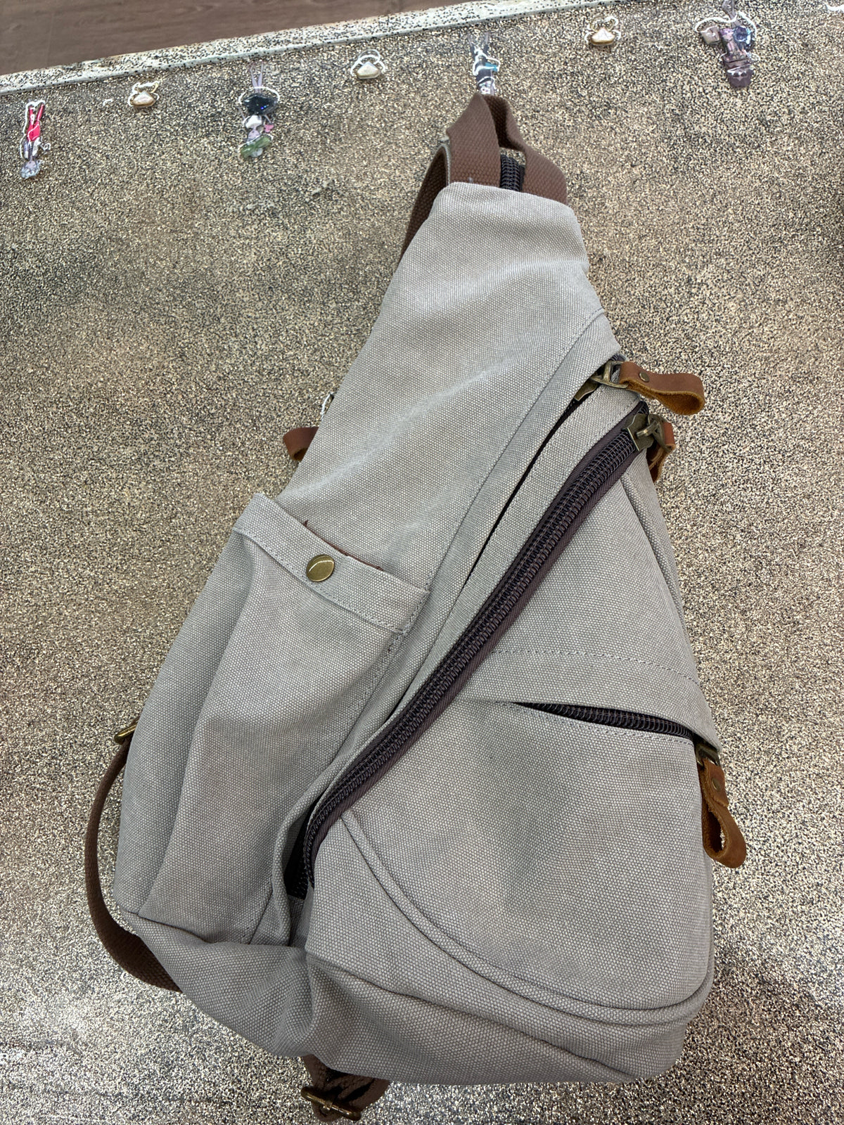 KL928 Grey Purse