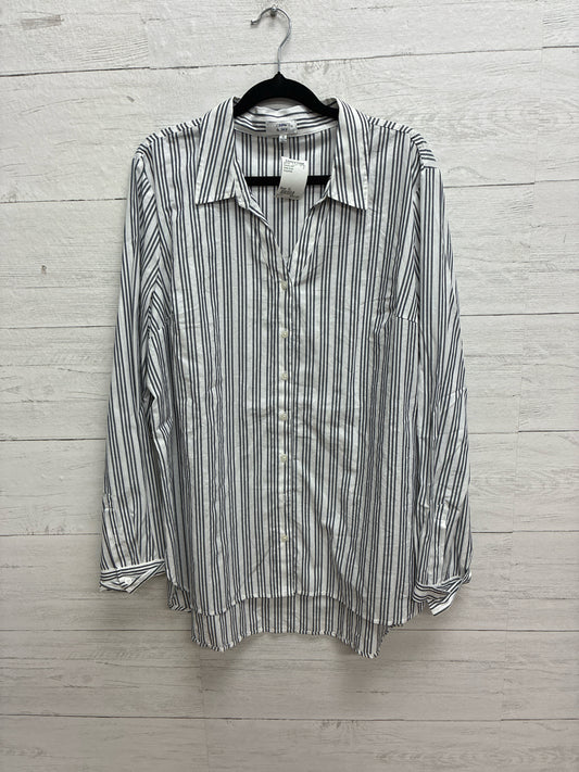 Size XL crown & ivy Grey/white Womens Shirt