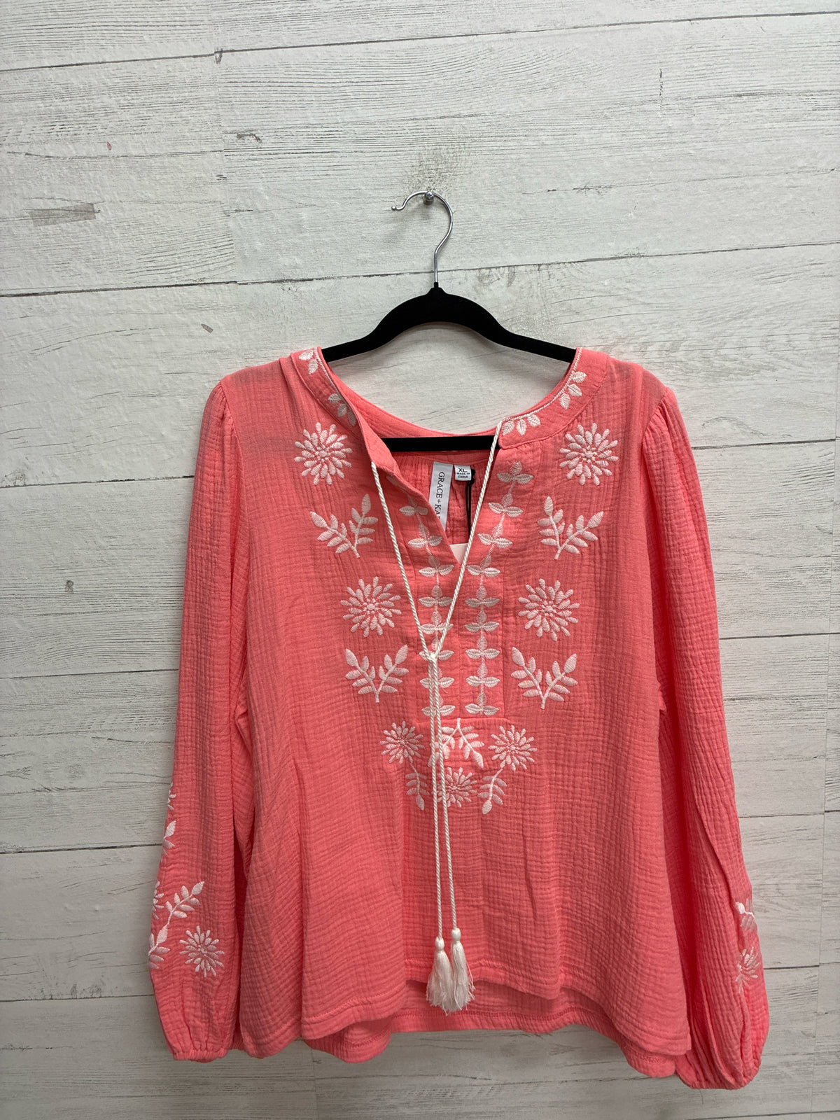 Size XL GRACE & KARMA Peach Womens Shirt