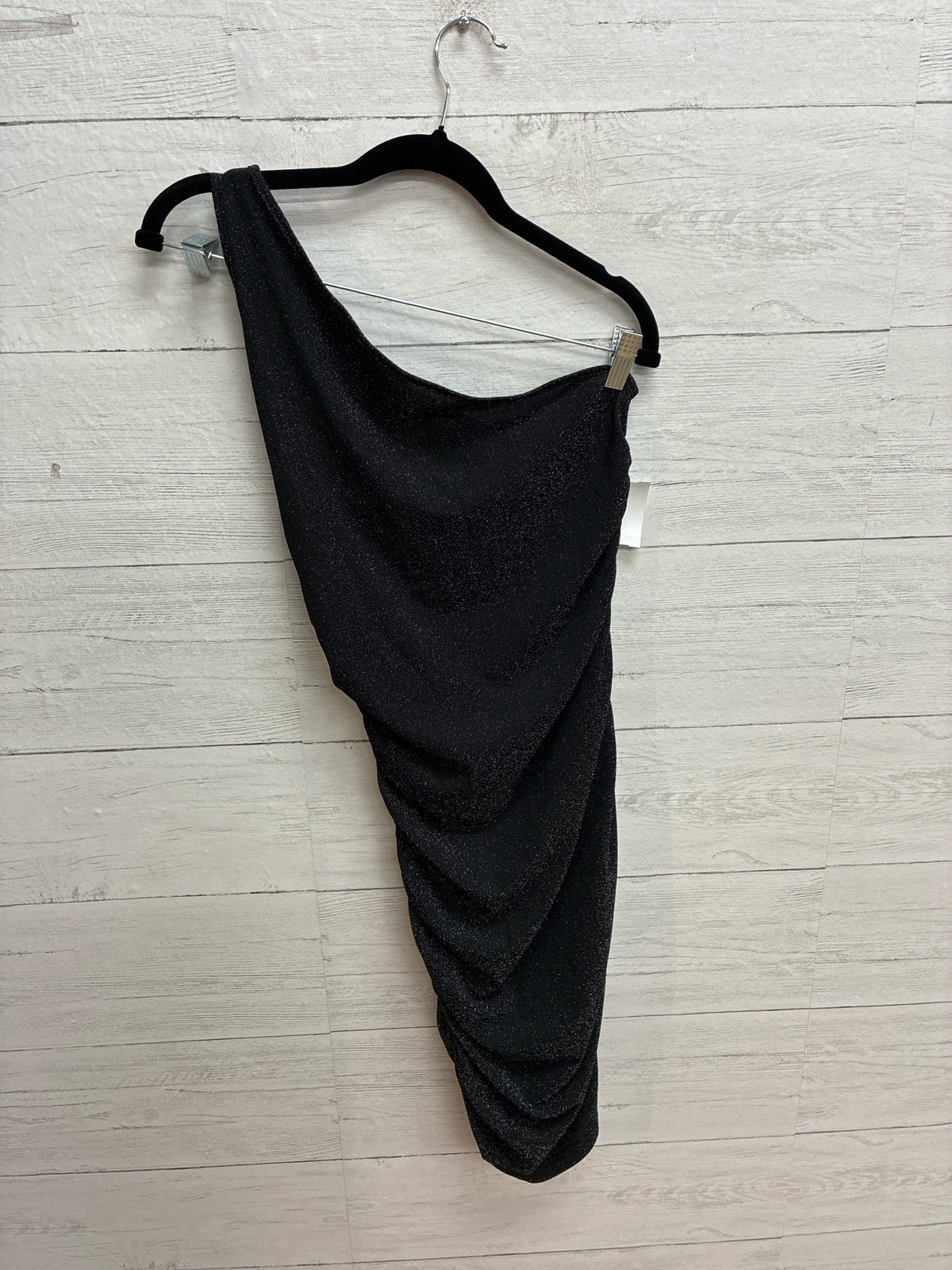 Size M Windsor Black GOWN