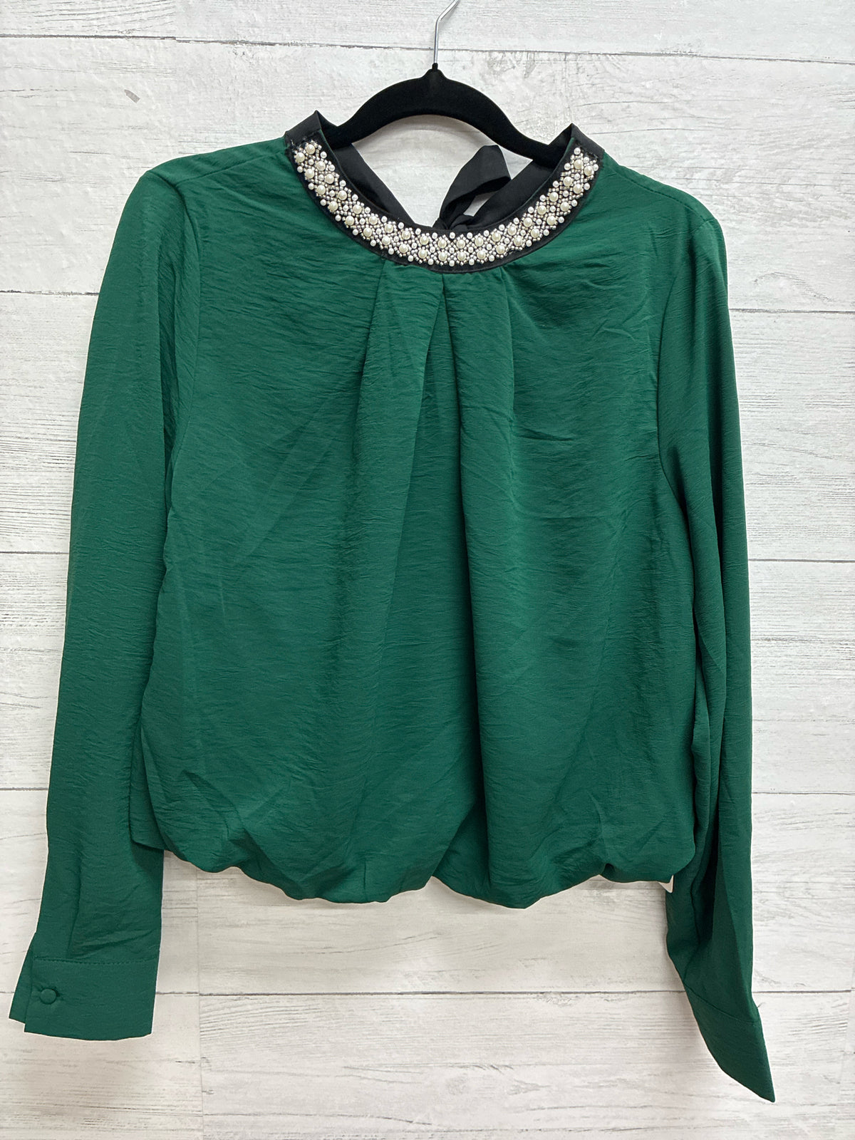 Size M Lulumari Green Womens Shirt