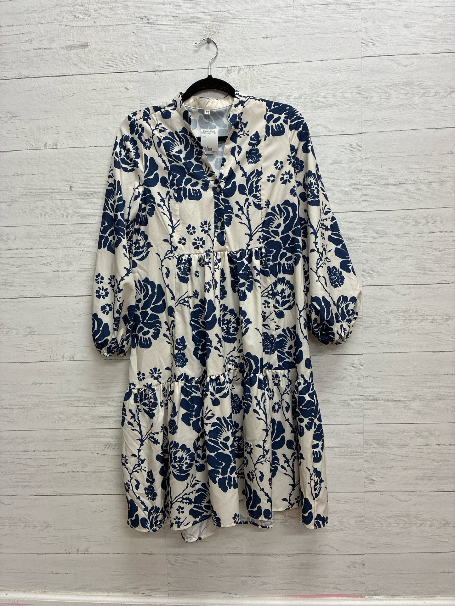 Size M A FLORAL Dress/Evening Wear